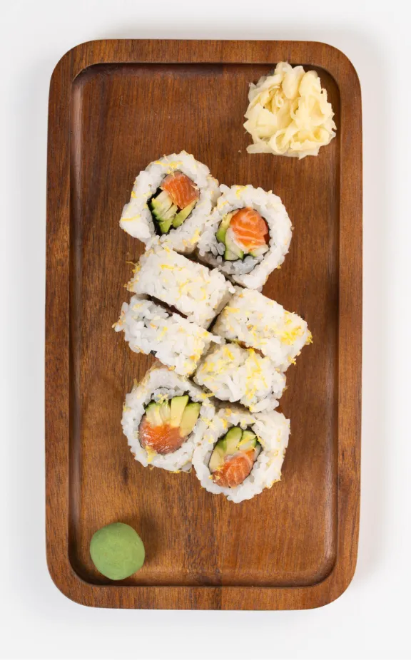 Salmon Avocado roll